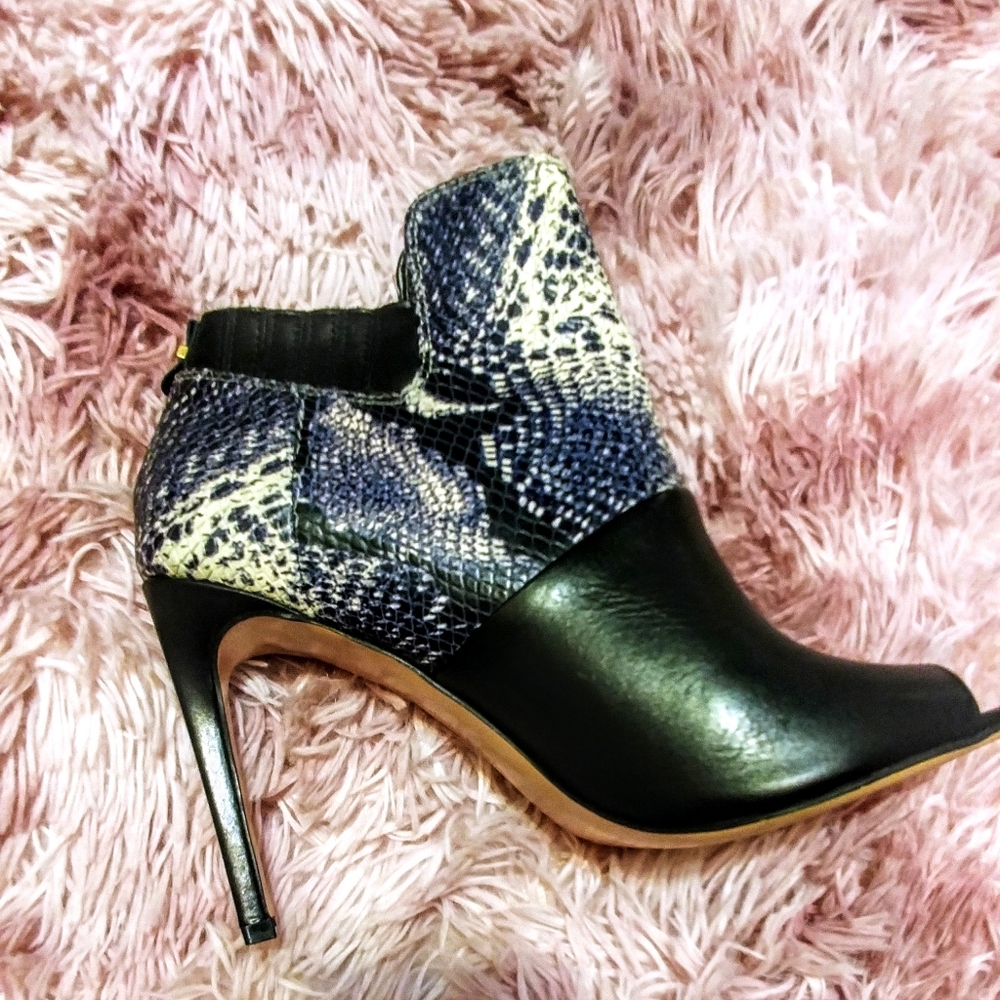 Calvin Klein ankle booties